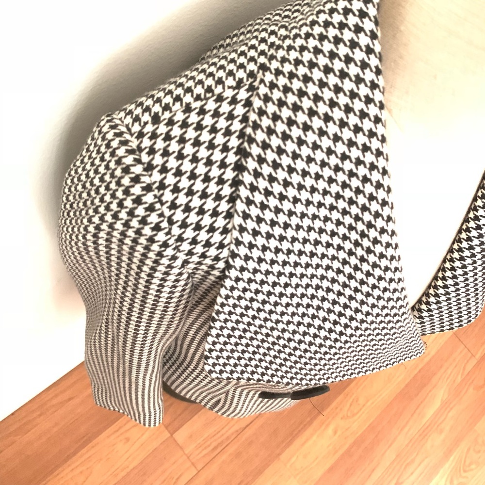 Liz Claiborne’s blazer!! - Picture 5 of 6